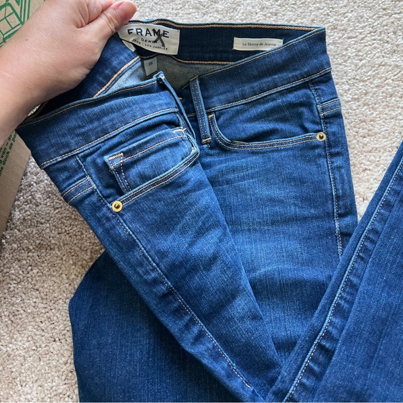Frame Jeans - Picture 2 of 3